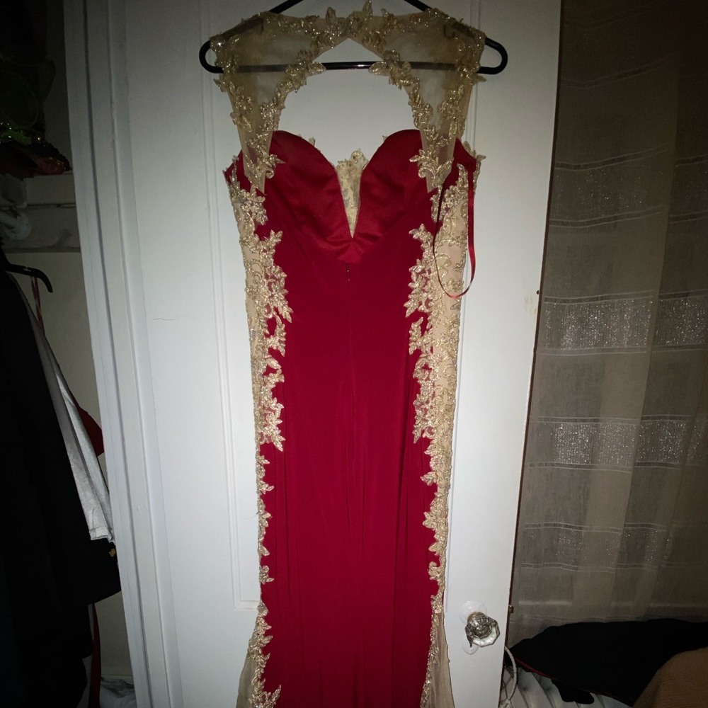 Burgundy Luxury Dress Prom Wedding Party Gown